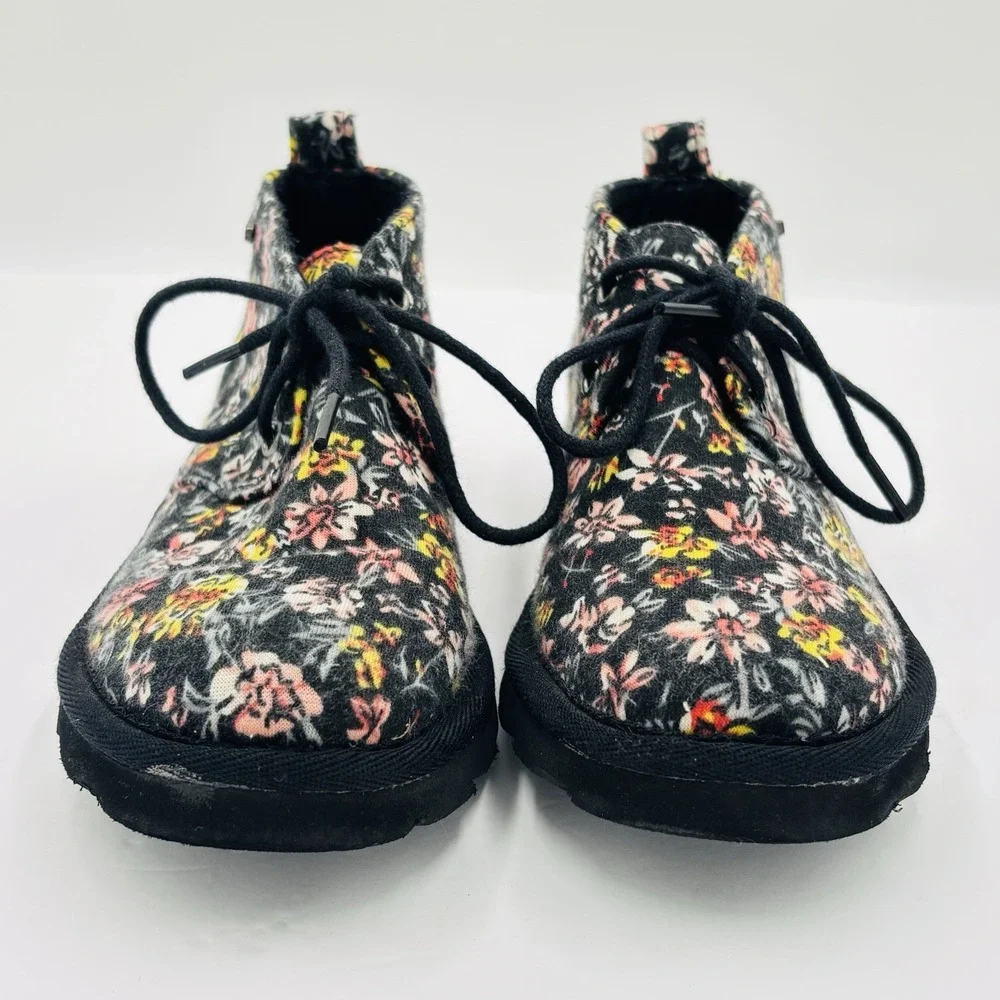 BEARPAW Skye Youth Black Floral Chukka Booties Soft Canvas Size 13 Girls